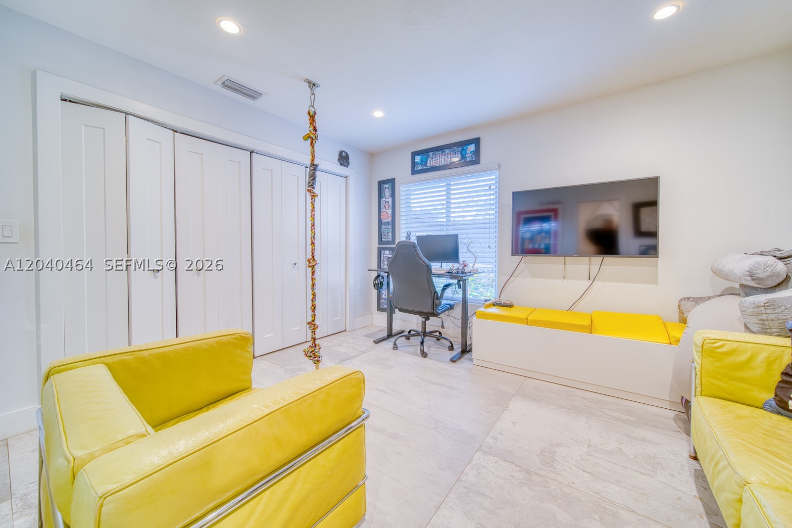 9737 SW 98th St, Miami FL 33176