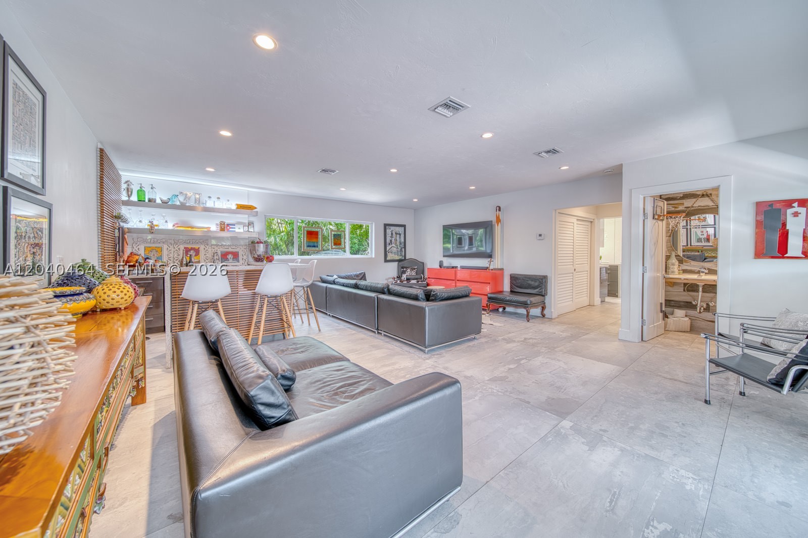 9737 SW 98th St, Miami FL 33176