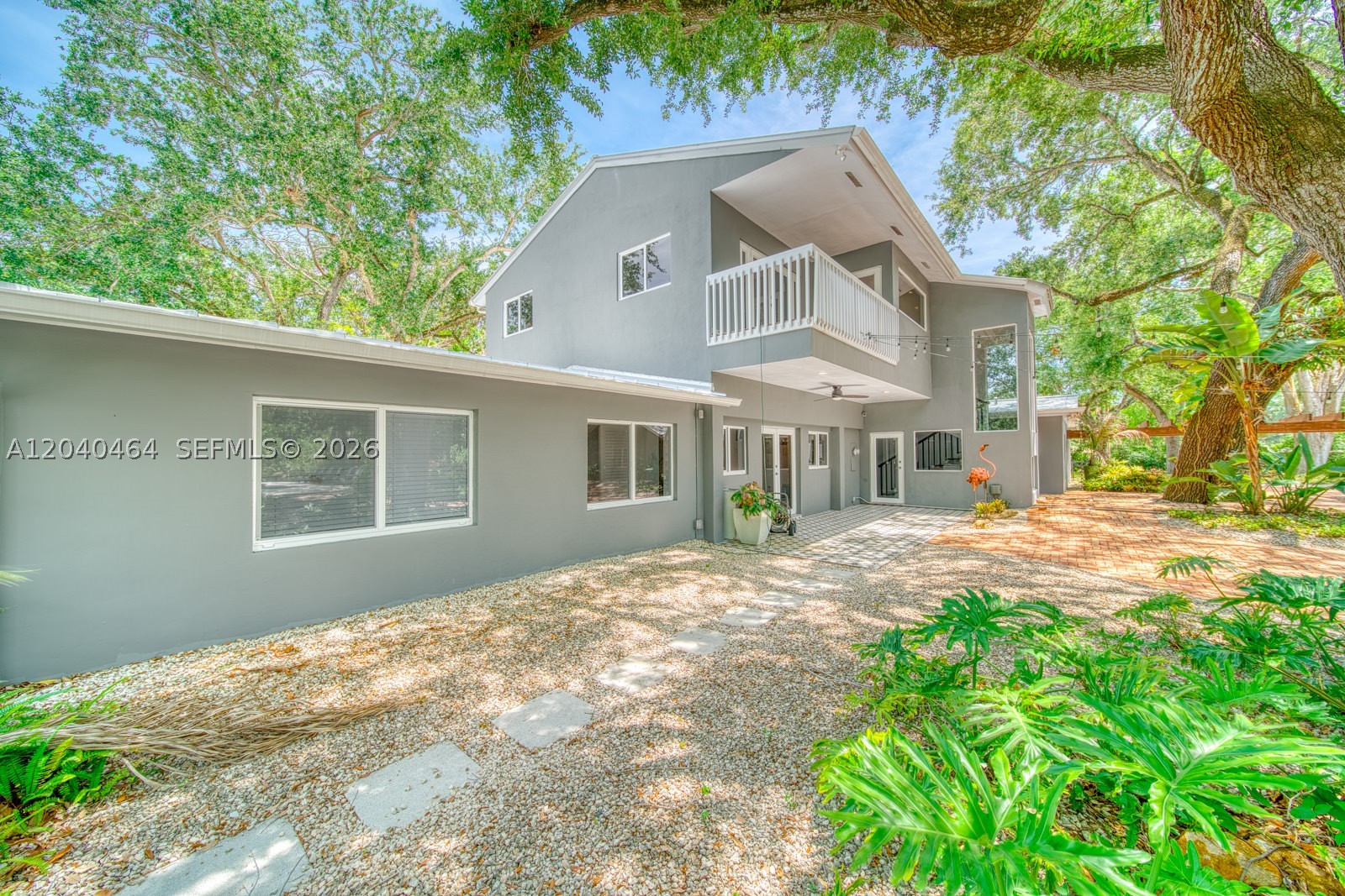 9737 SW 98th St, Miami FL 33176
