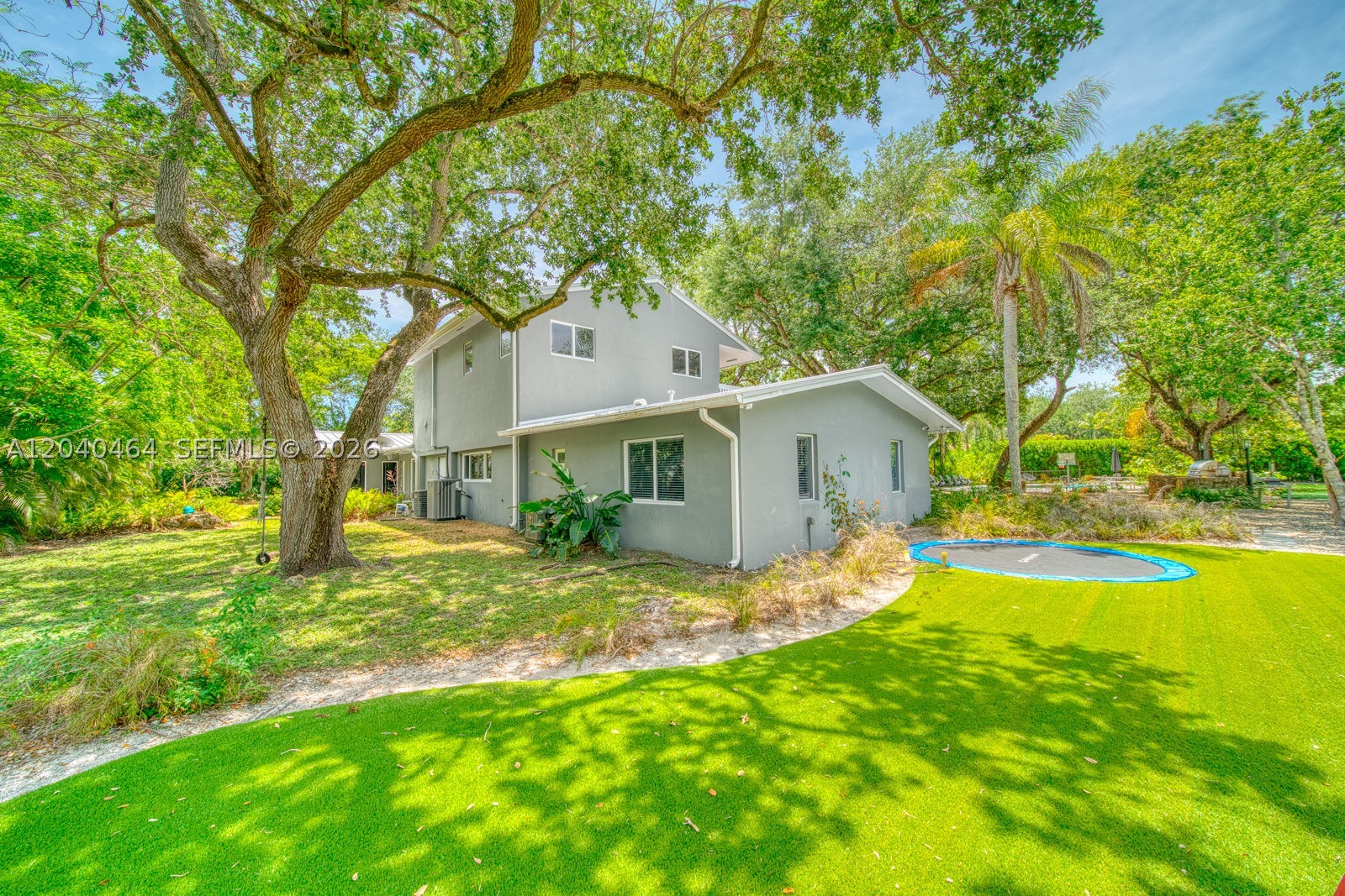 9737 SW 98th St, Miami FL 33176