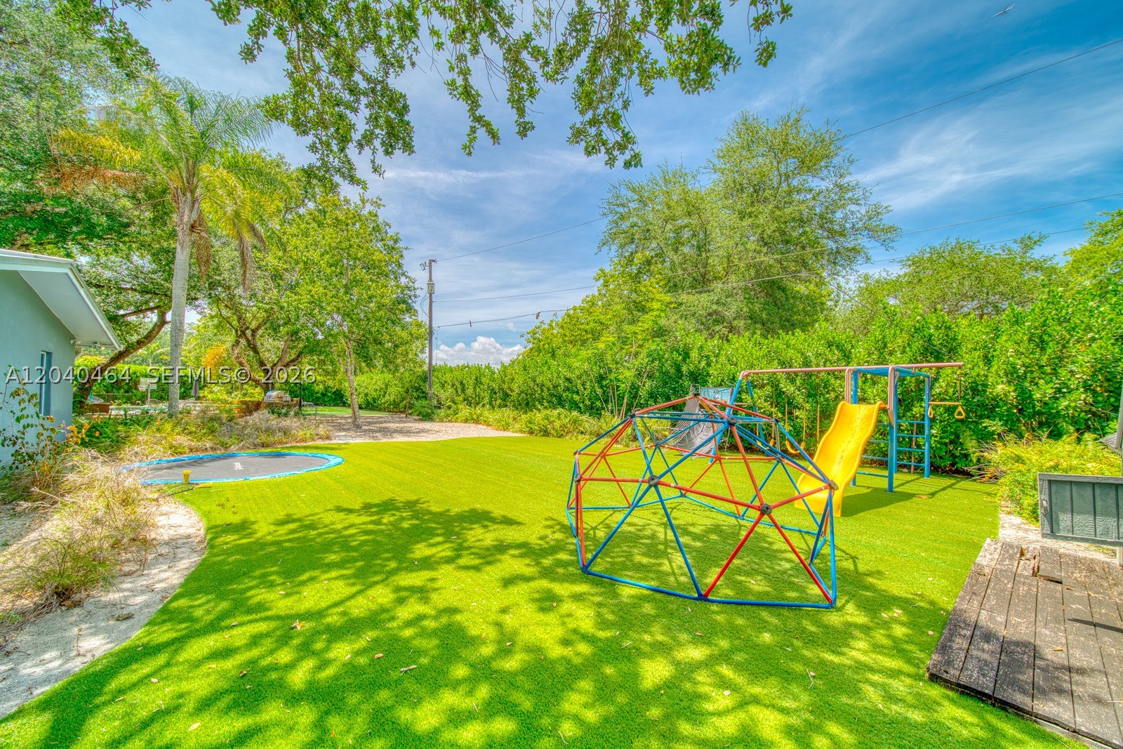 9737 SW 98th St, Miami FL 33176