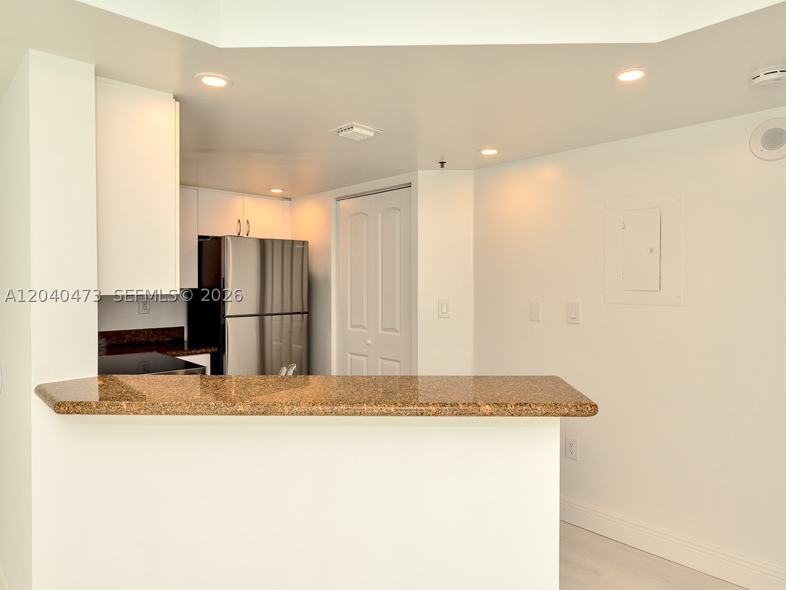 2351 Douglas Rd #910, Miami FL 33145