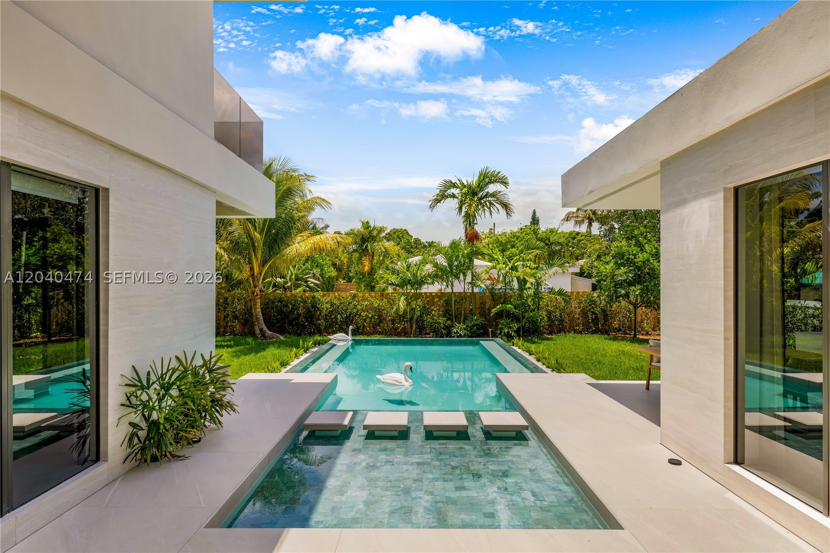 1008 NE 114th St, Biscayne Park FL 33161