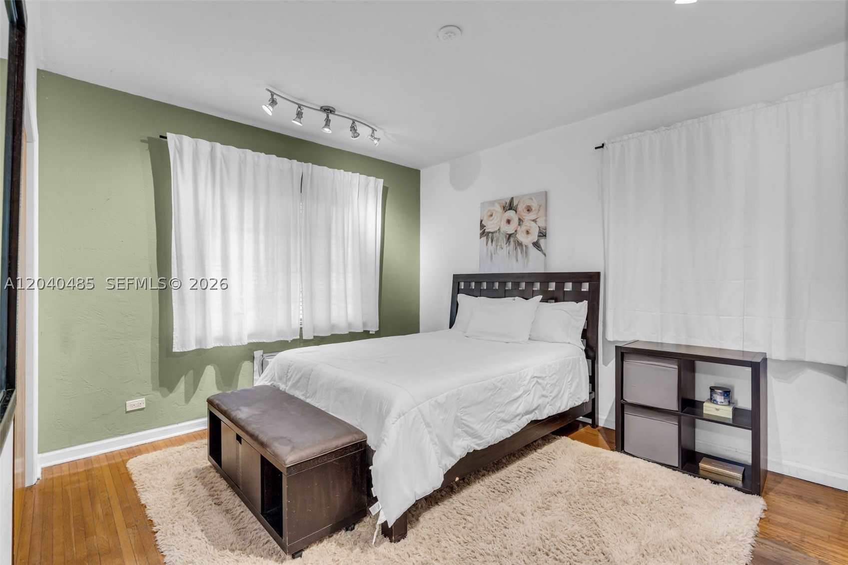 21 SW 59th Ave, Miami FL 33144