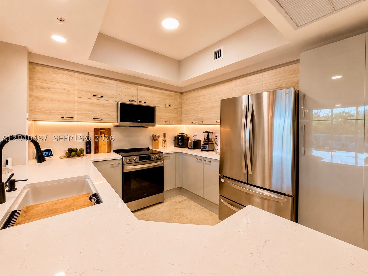 15051 Royal Oaks Ln #303, North Miami FL 33181