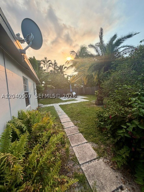 Fort Lauderdale FL 33304 - A12040507