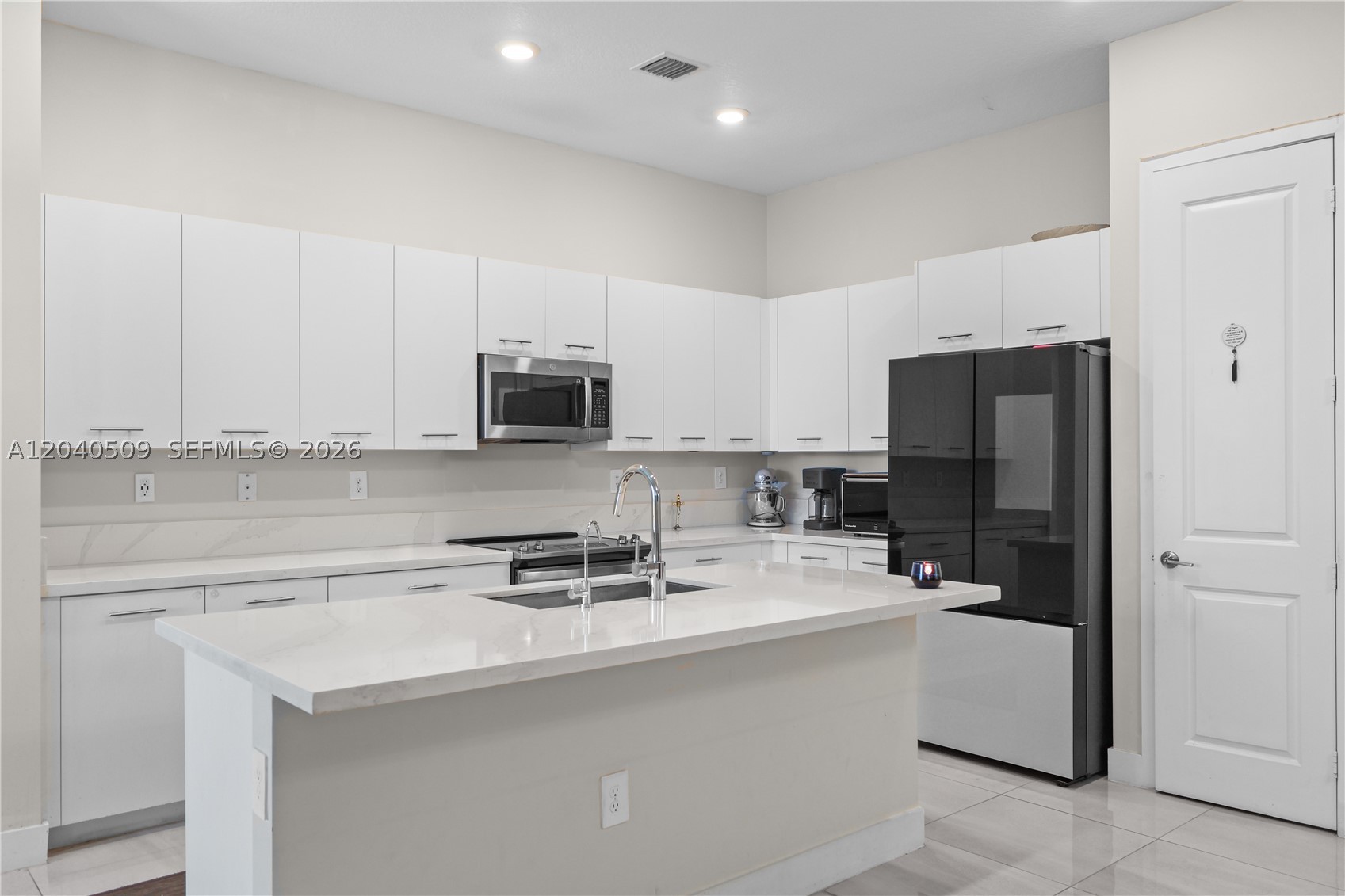 17384 SW 41st St, Miramar FL 33029