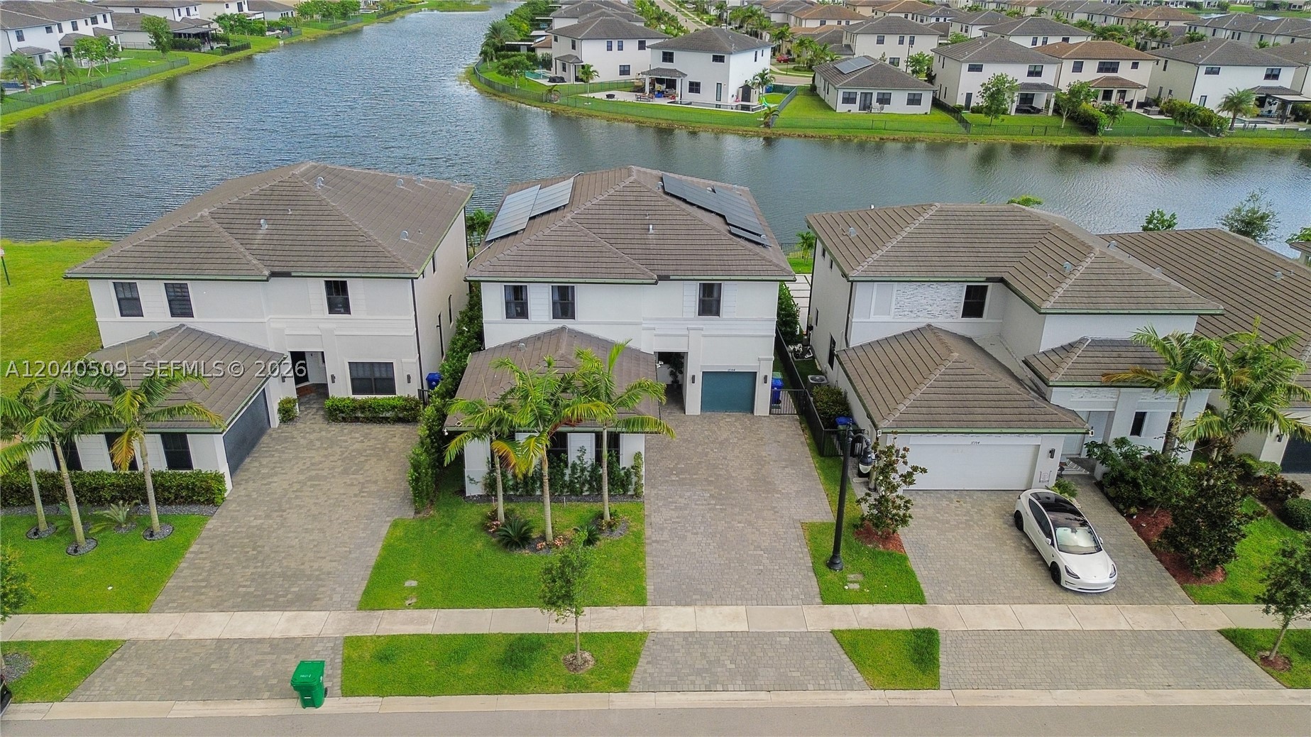 17384 SW 41st St, Miramar FL 33029