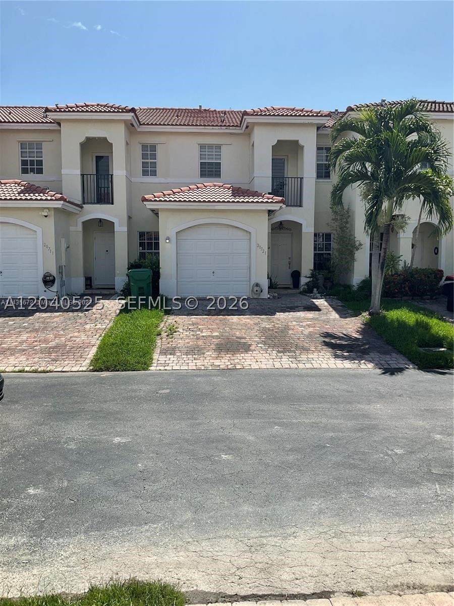 20721 SW 80th Ct, Cutler Bay FL 33189