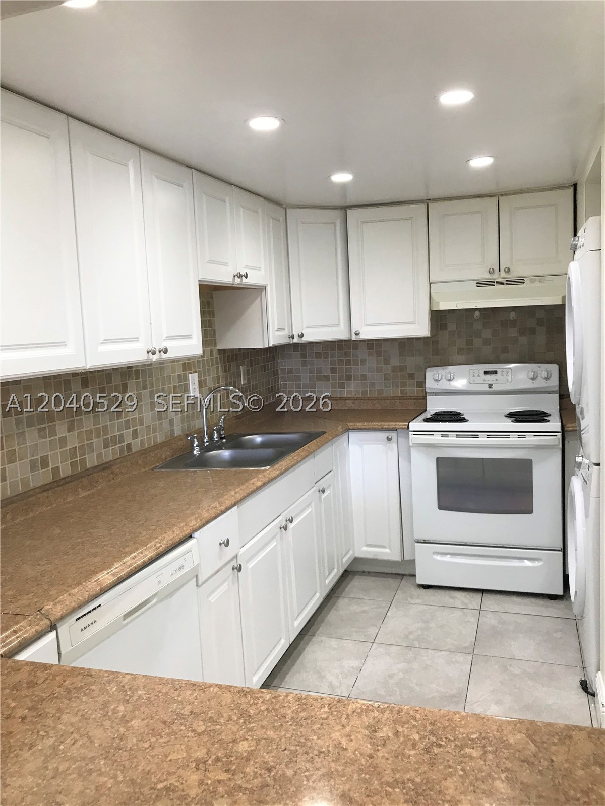 10000 NW 80 Ct #2537, Hialeah Gardens FL 33016