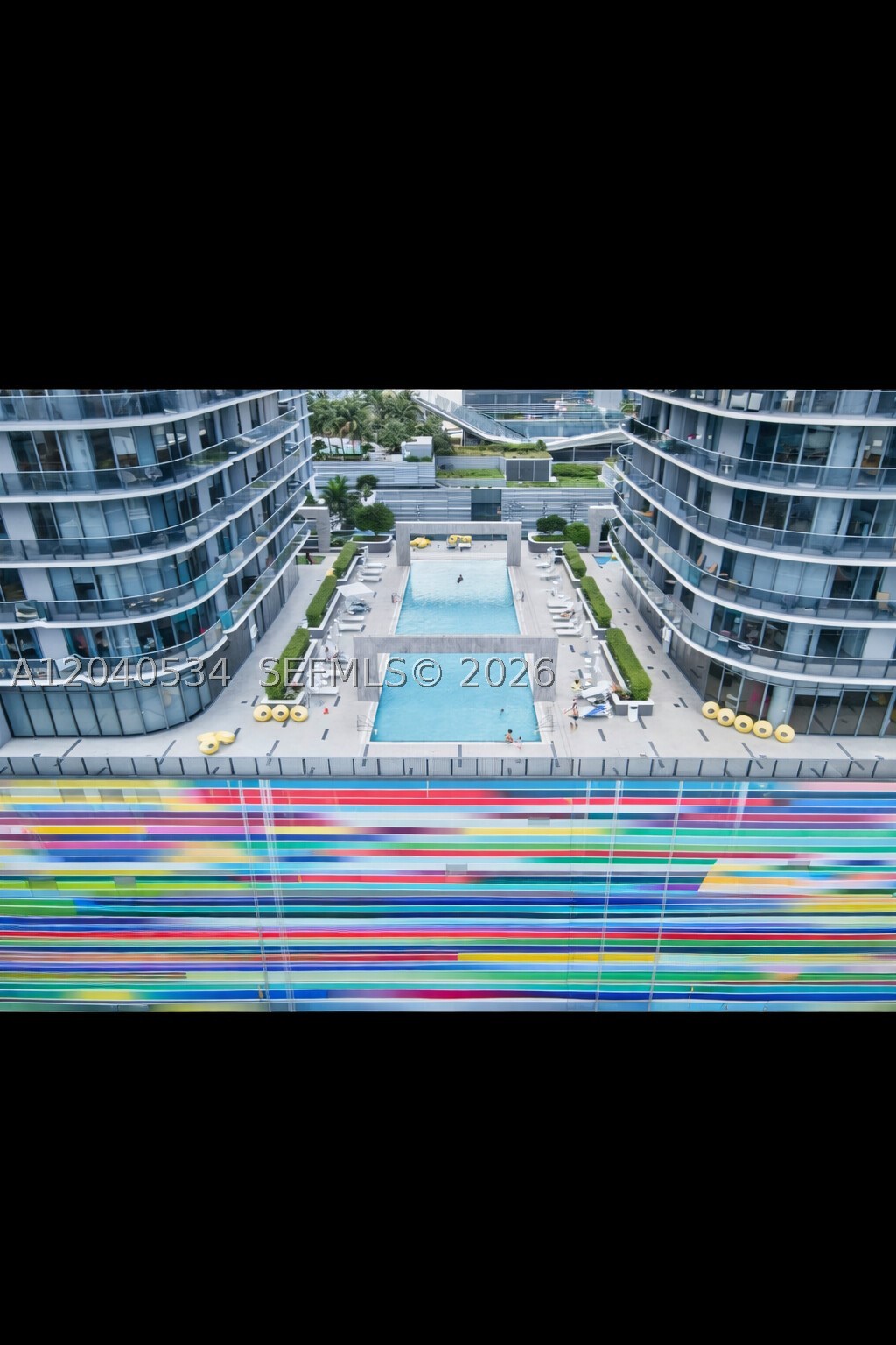 45 SW 9th St #1004, Miami FL 33130