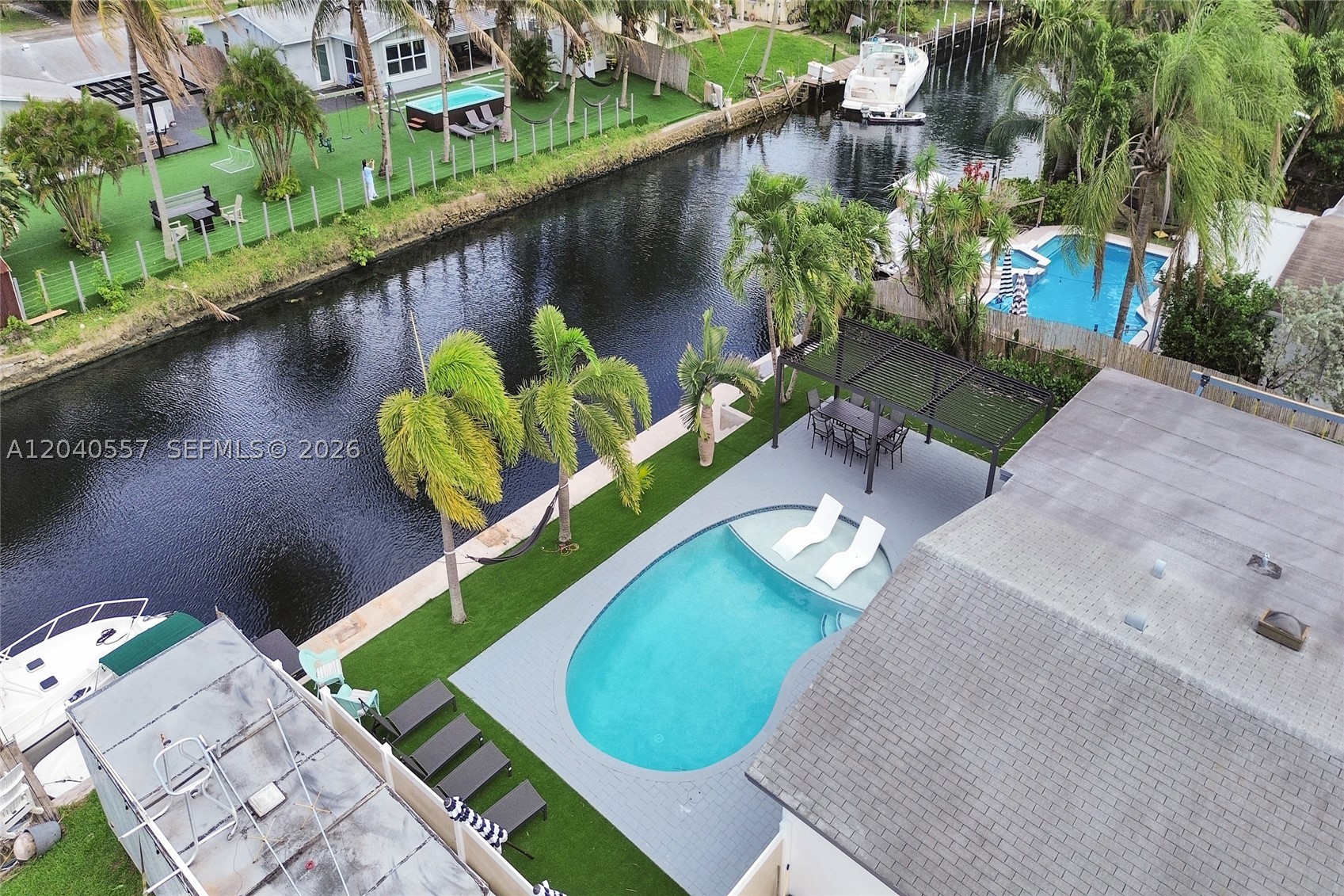 4480 SW 34th Dr, Dania Beach FL 33312