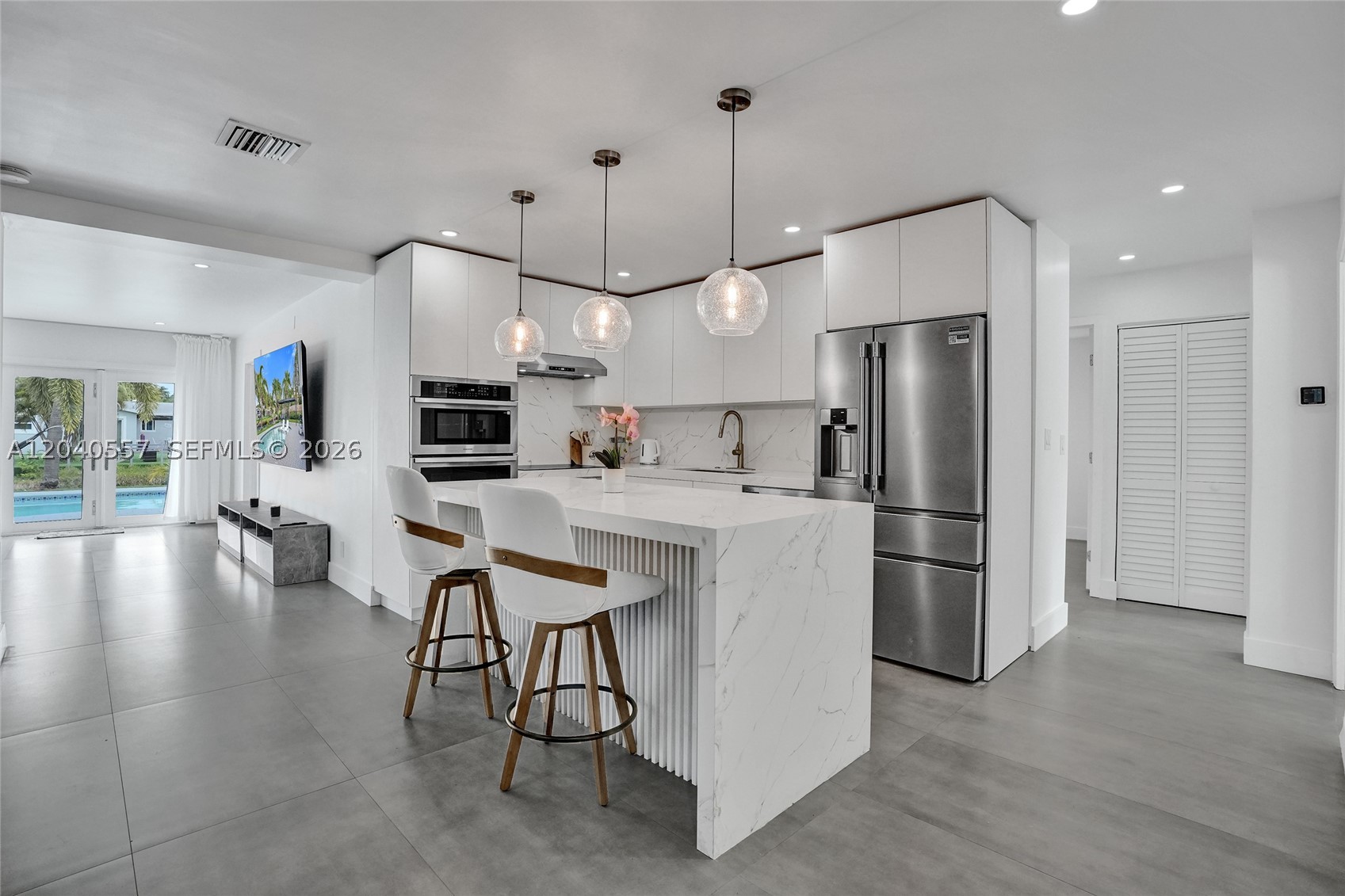 4480 SW 34th Dr, Dania Beach FL 33312