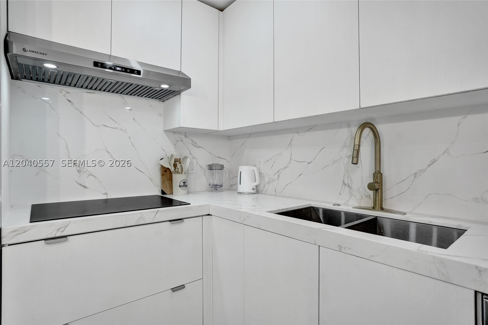 4480 SW 34th Dr, Dania Beach FL 33312