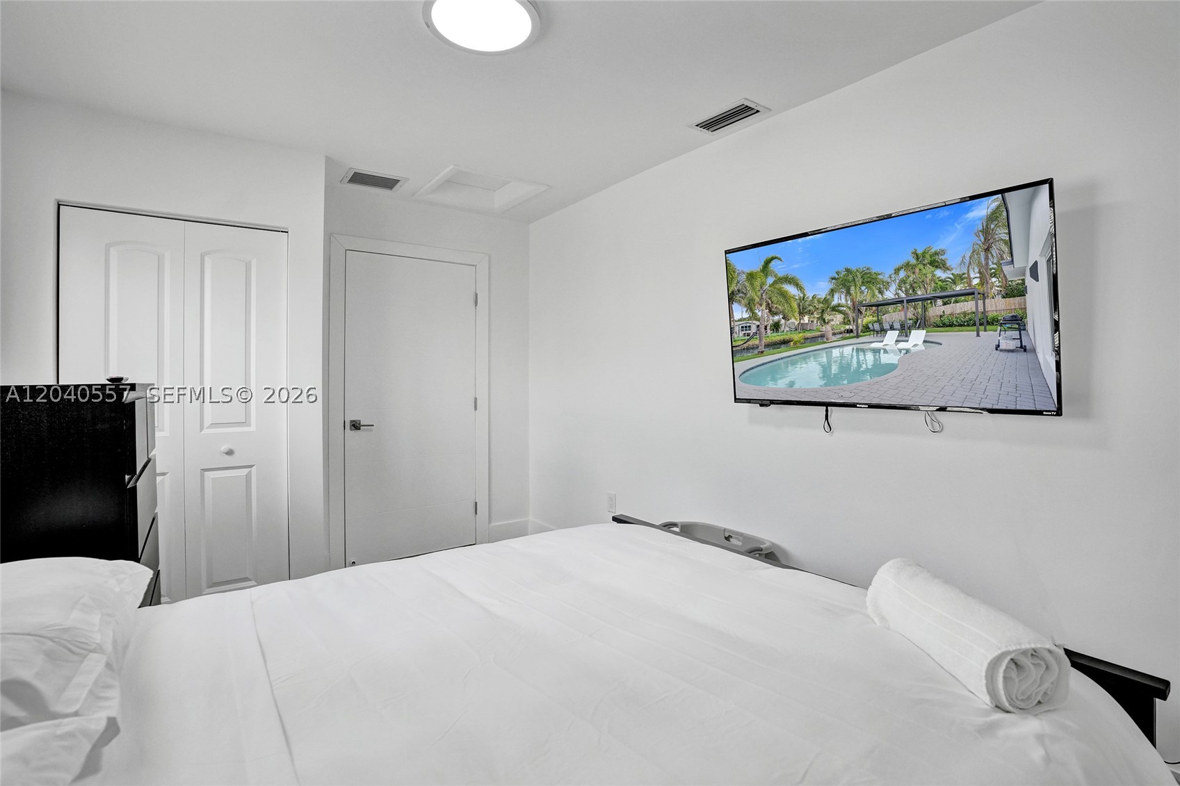 4480 SW 34th Dr, Dania Beach FL 33312