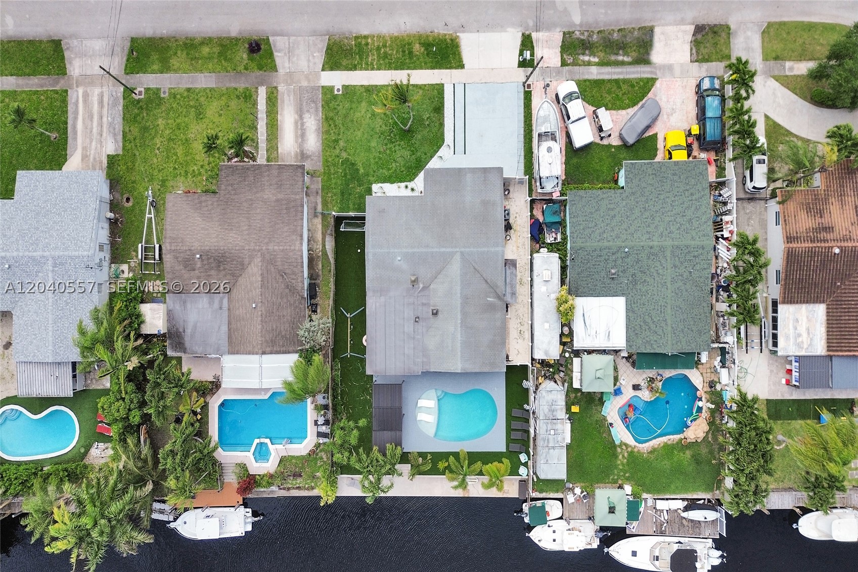 4480 SW 34th Dr, Dania Beach FL 33312