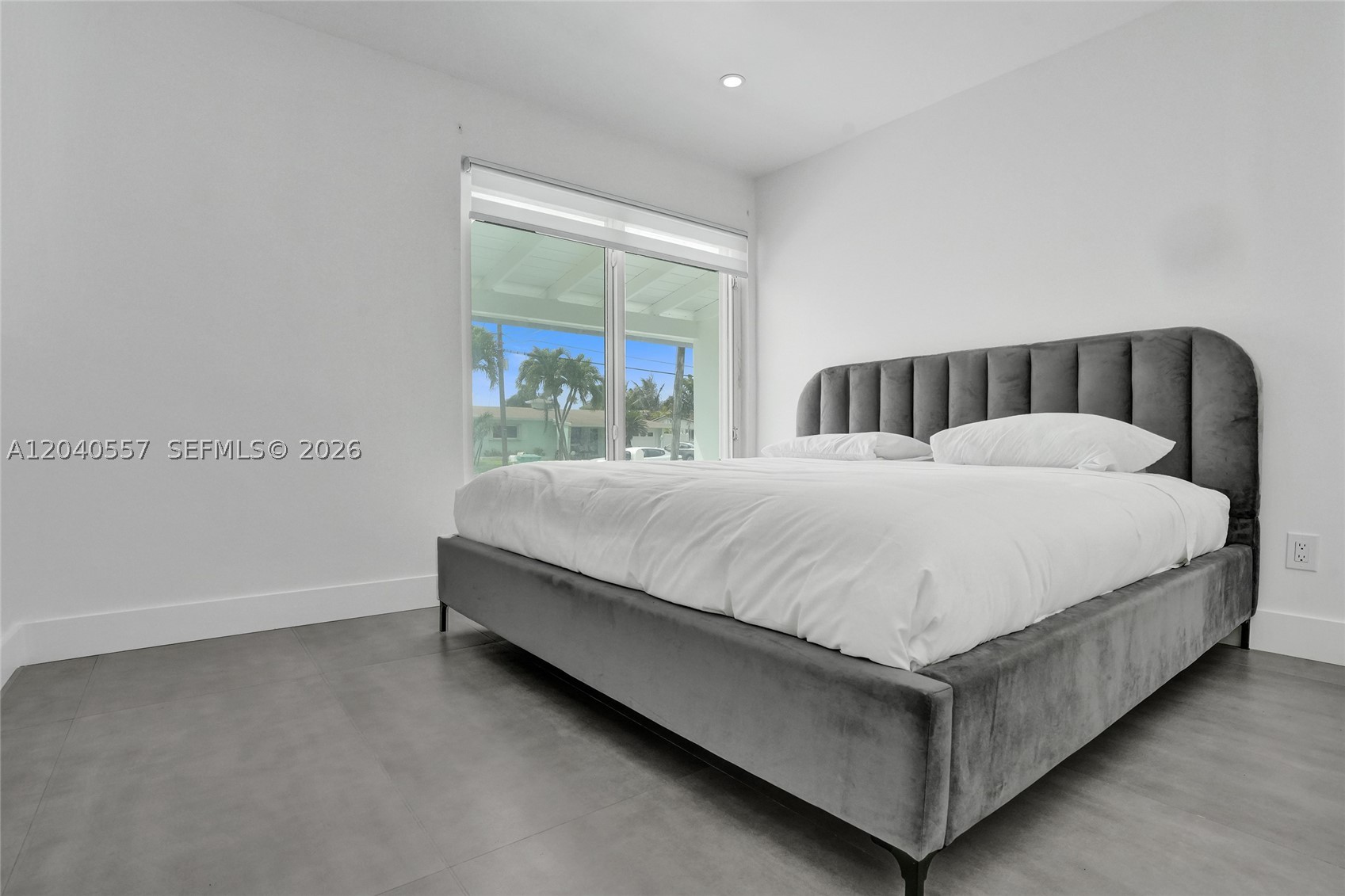 4480 SW 34th Dr, Dania Beach FL 33312