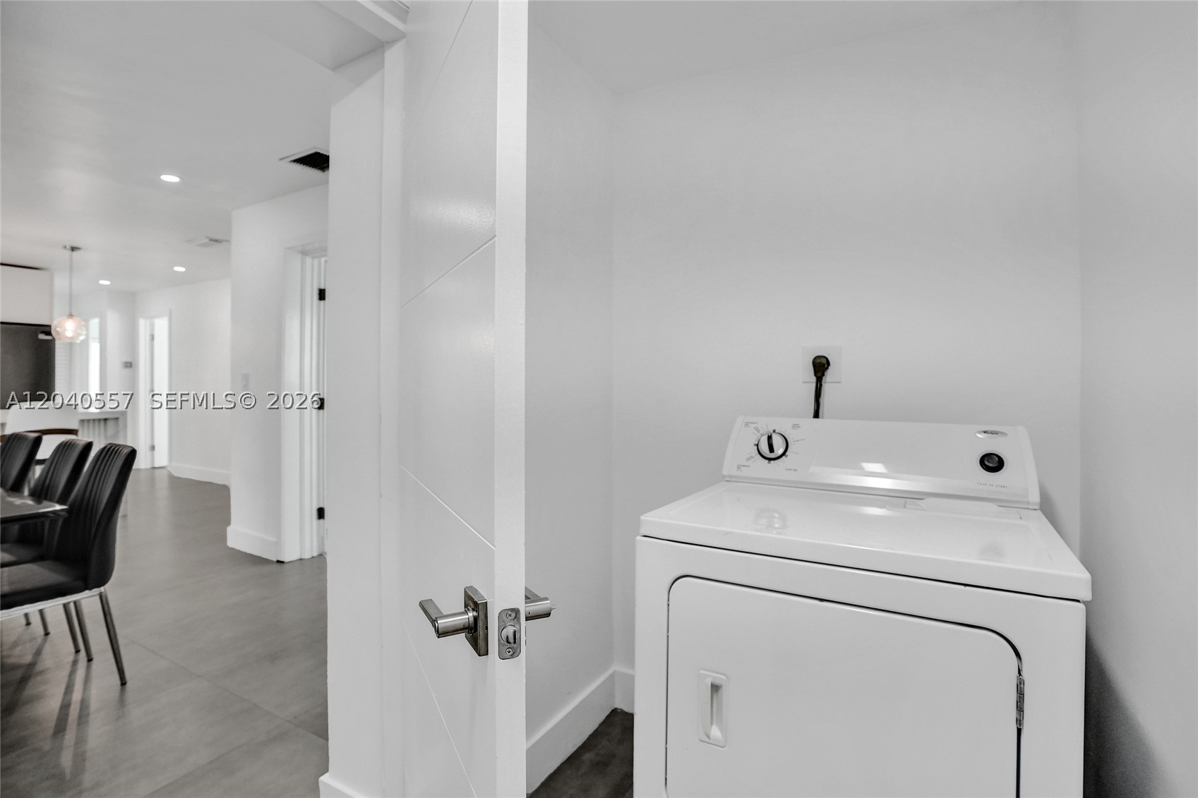 4480 SW 34th Dr, Dania Beach FL 33312