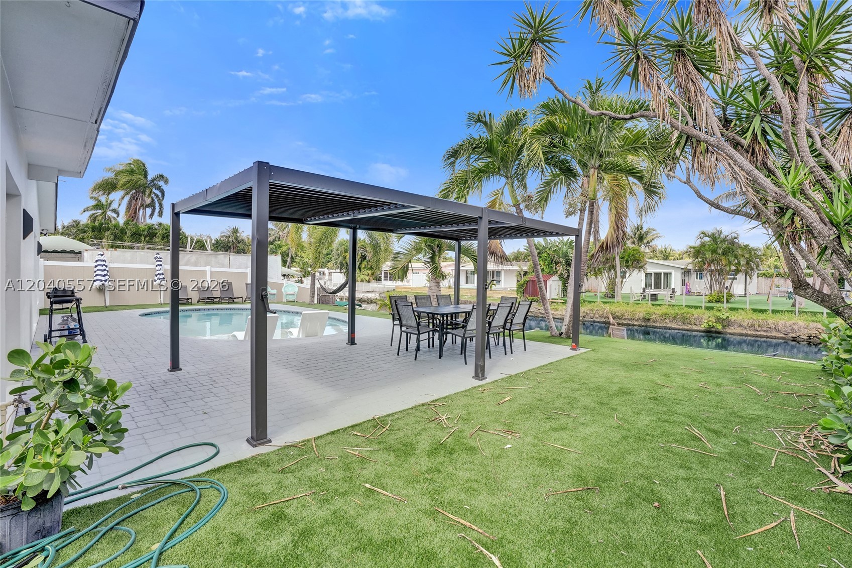 4480 SW 34th Dr, Dania Beach FL 33312