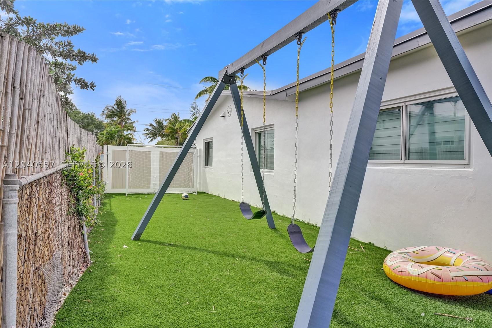 4480 SW 34th Dr, Dania Beach FL 33312