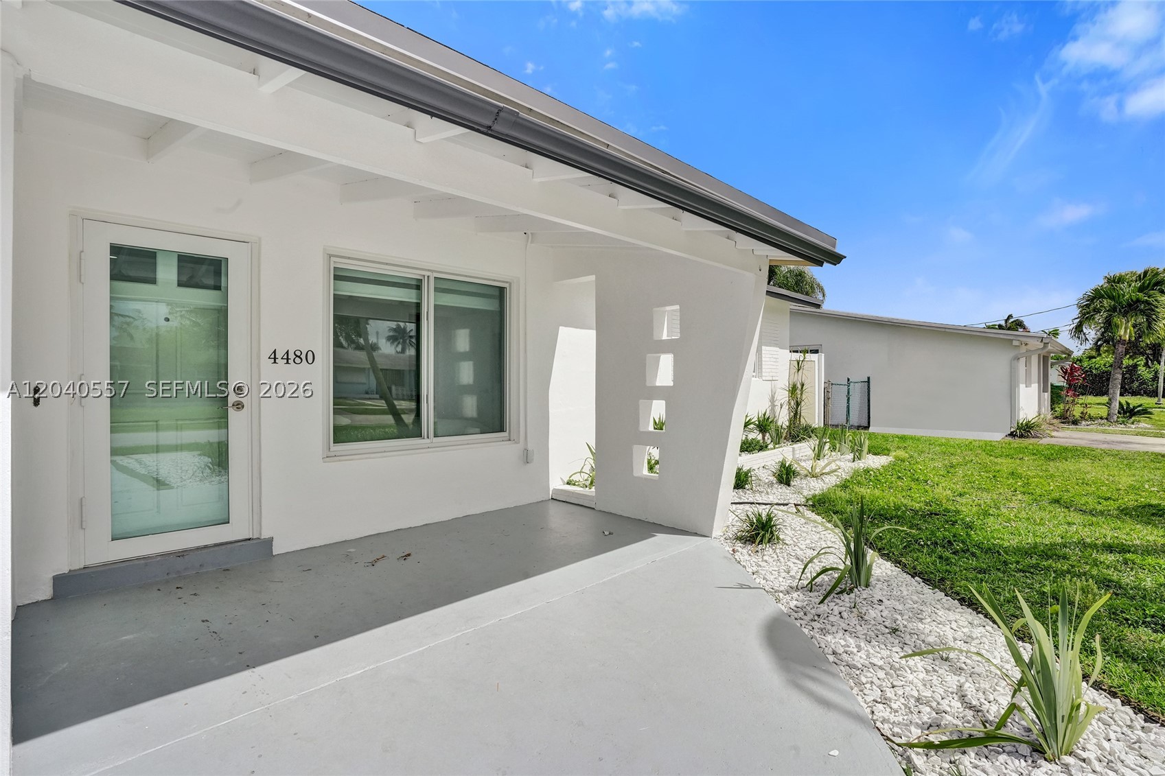 4480 SW 34th Dr, Dania Beach FL 33312