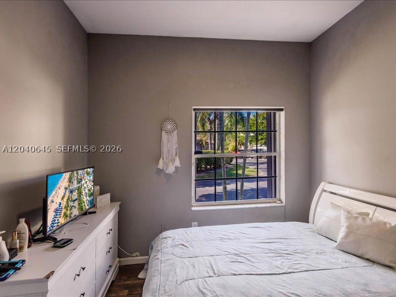 21475 SW 90th Pl, Cutler Bay FL 33189