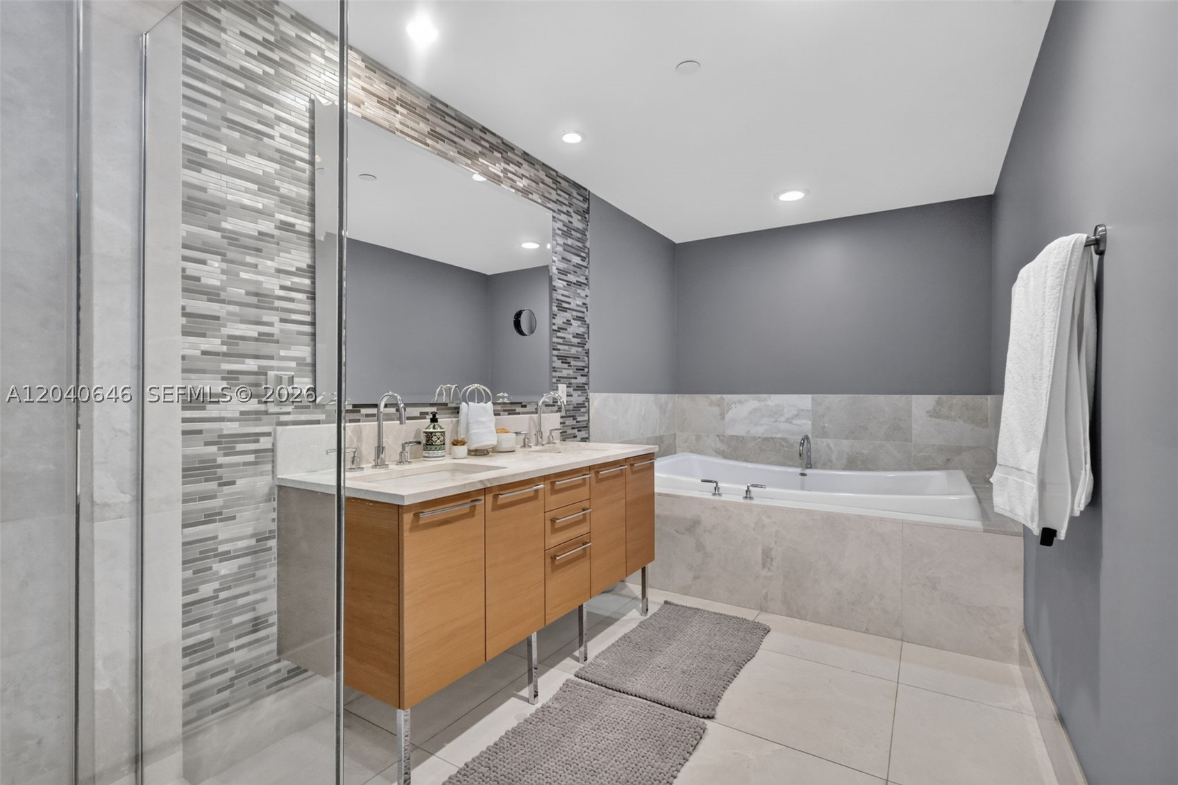 17001 Collins Ave #3402, Sunny Isles Beach FL 33160