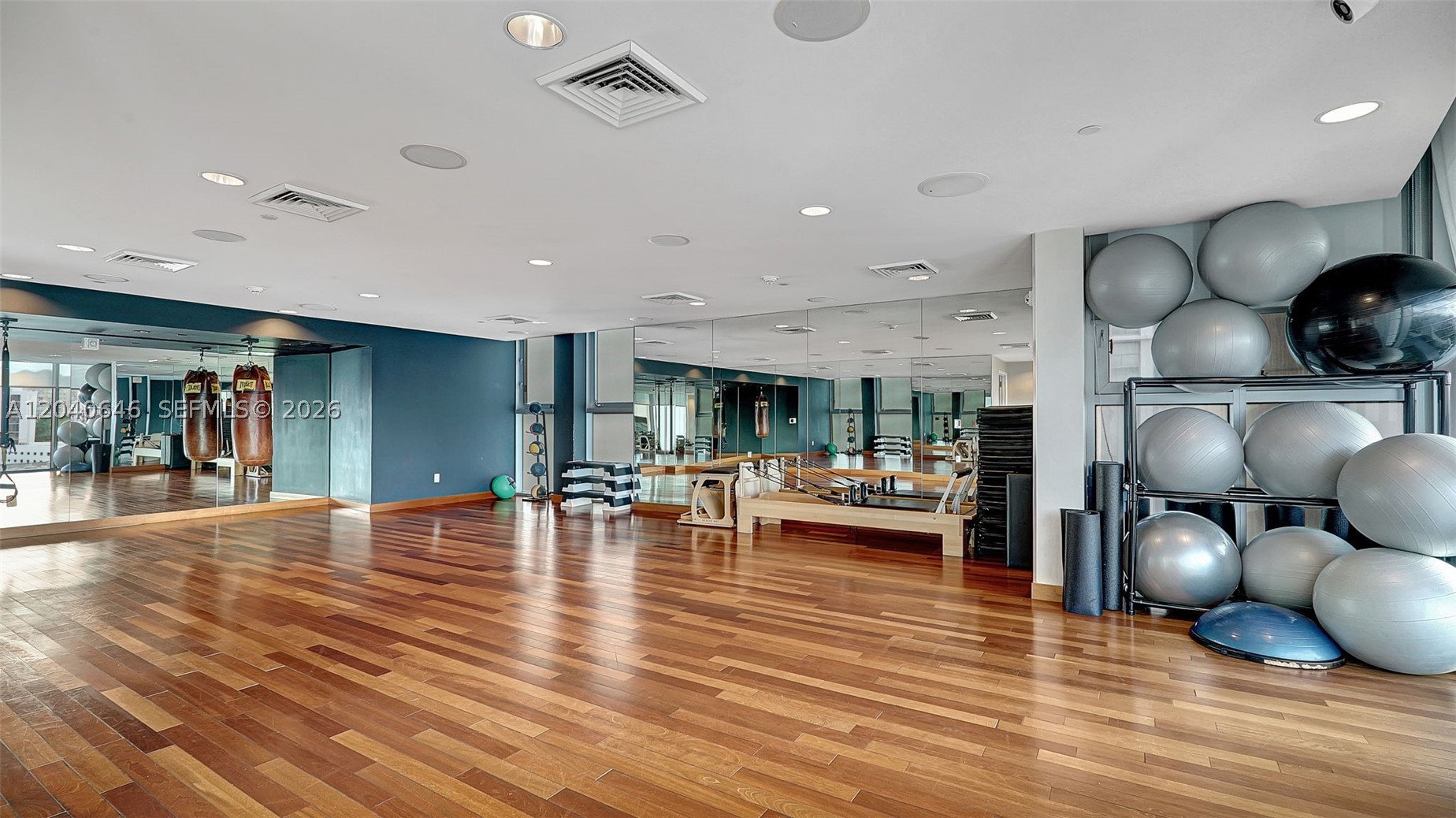 17001 Collins Ave #3402, Sunny Isles Beach FL 33160