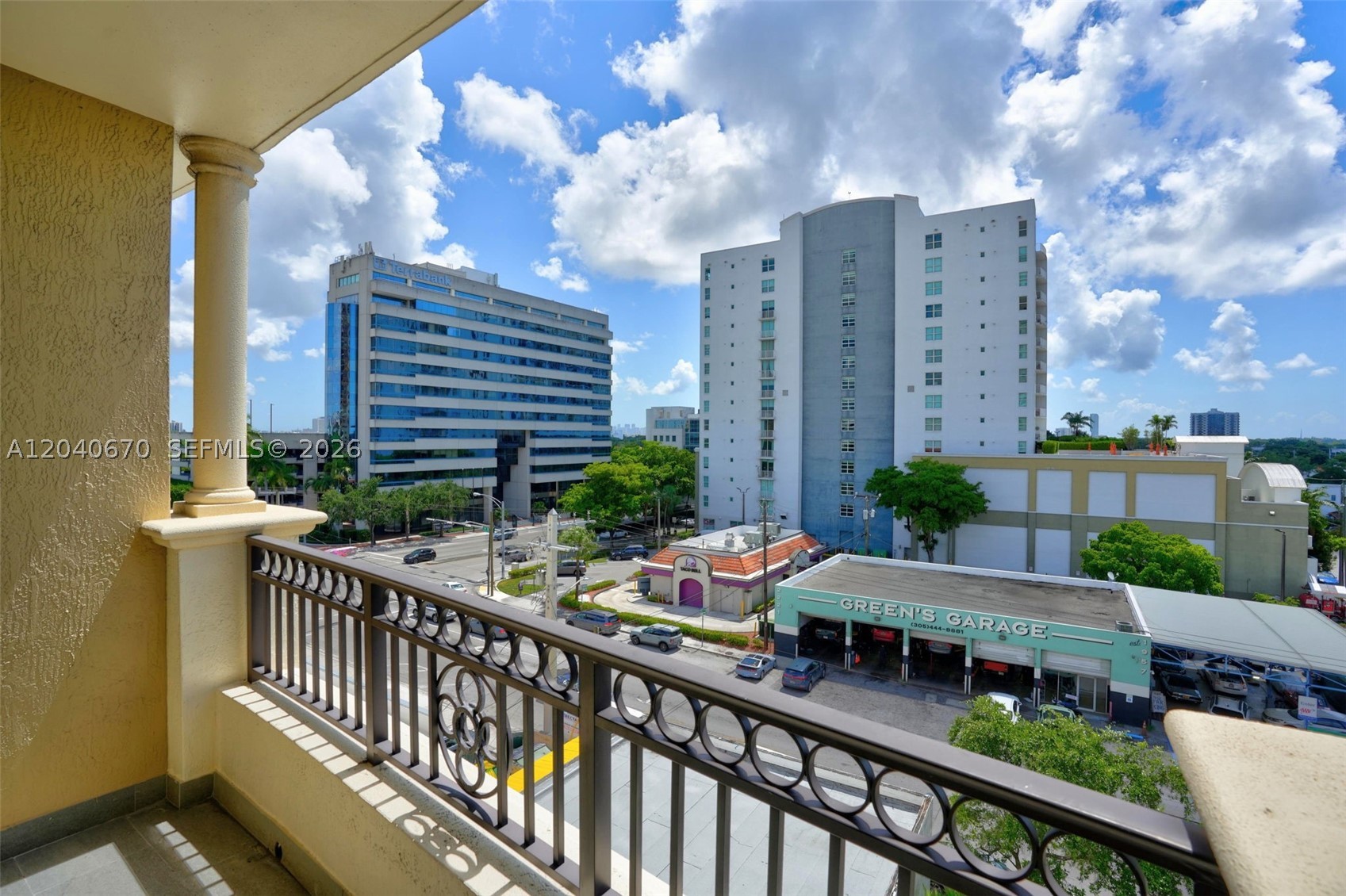 3232 SW 22nd Ter #601, Miami FL 33145