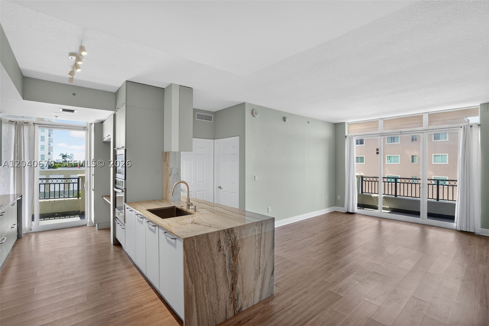 3232 SW 22nd Ter #601, Miami FL 33145