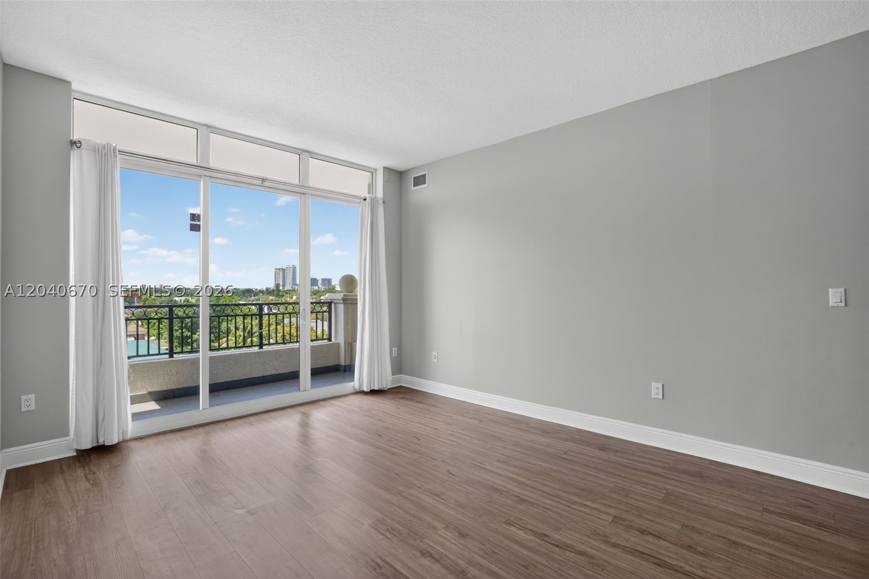 3232 SW 22nd Ter #601, Miami FL 33145