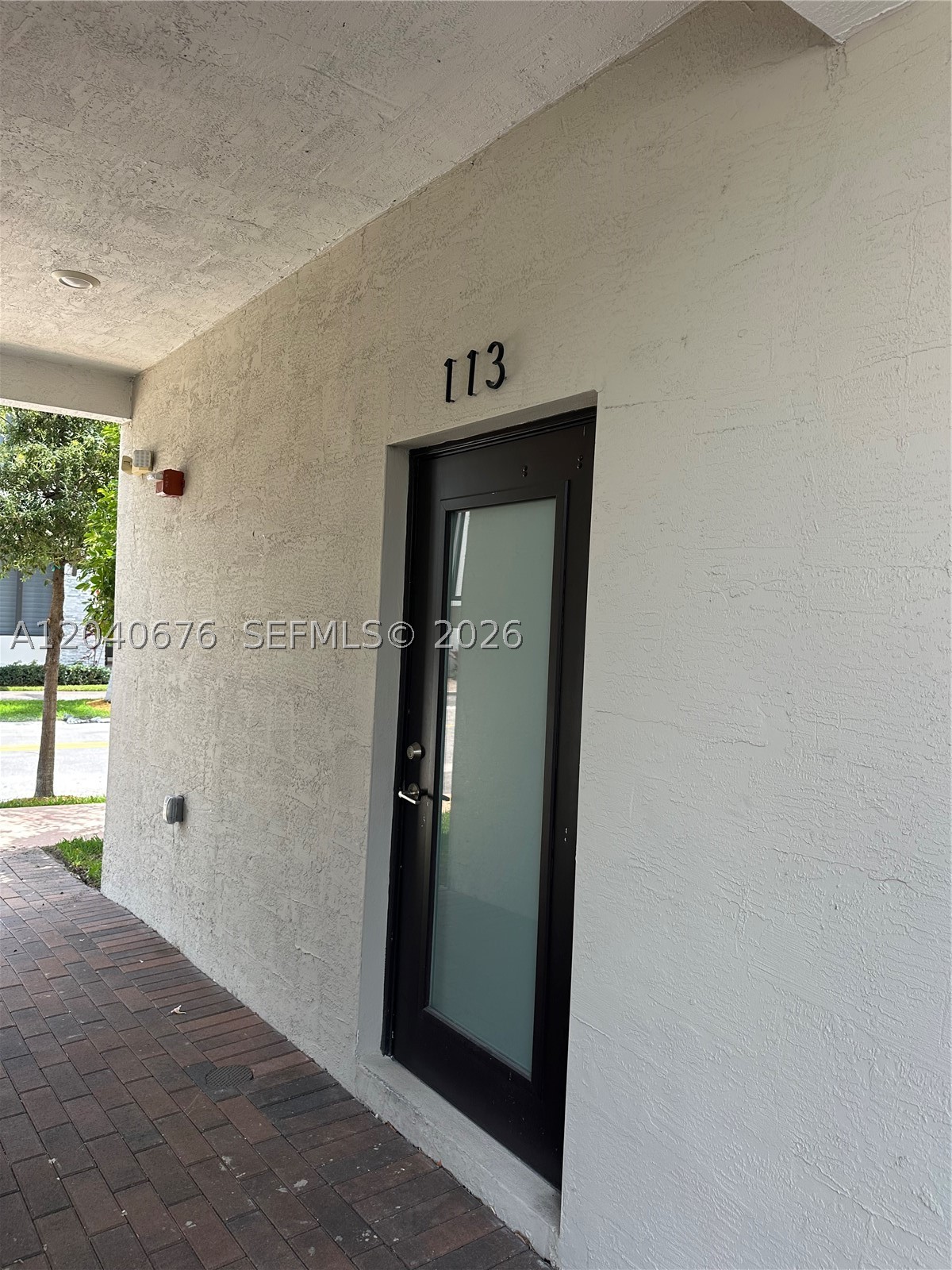 8001 NW 41st St #F-113, Doral FL 33166