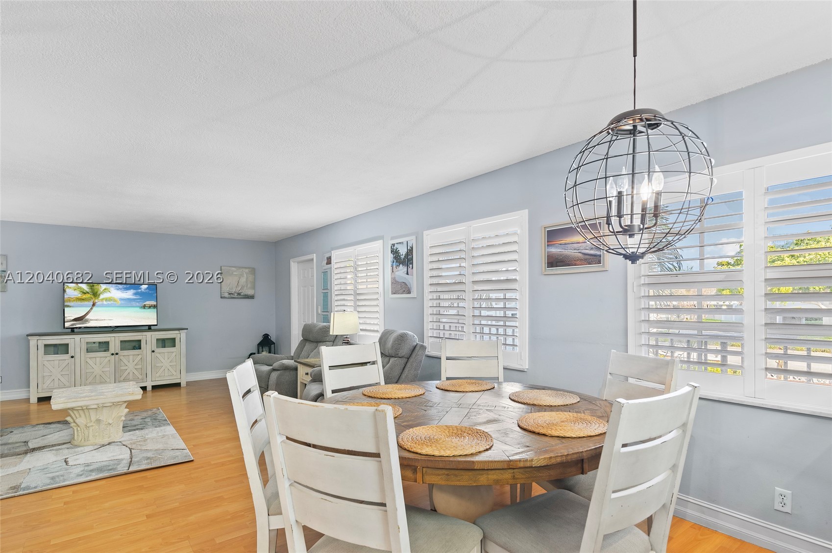 2424 NE 9th St #207, Fort Lauderdale FL 33304