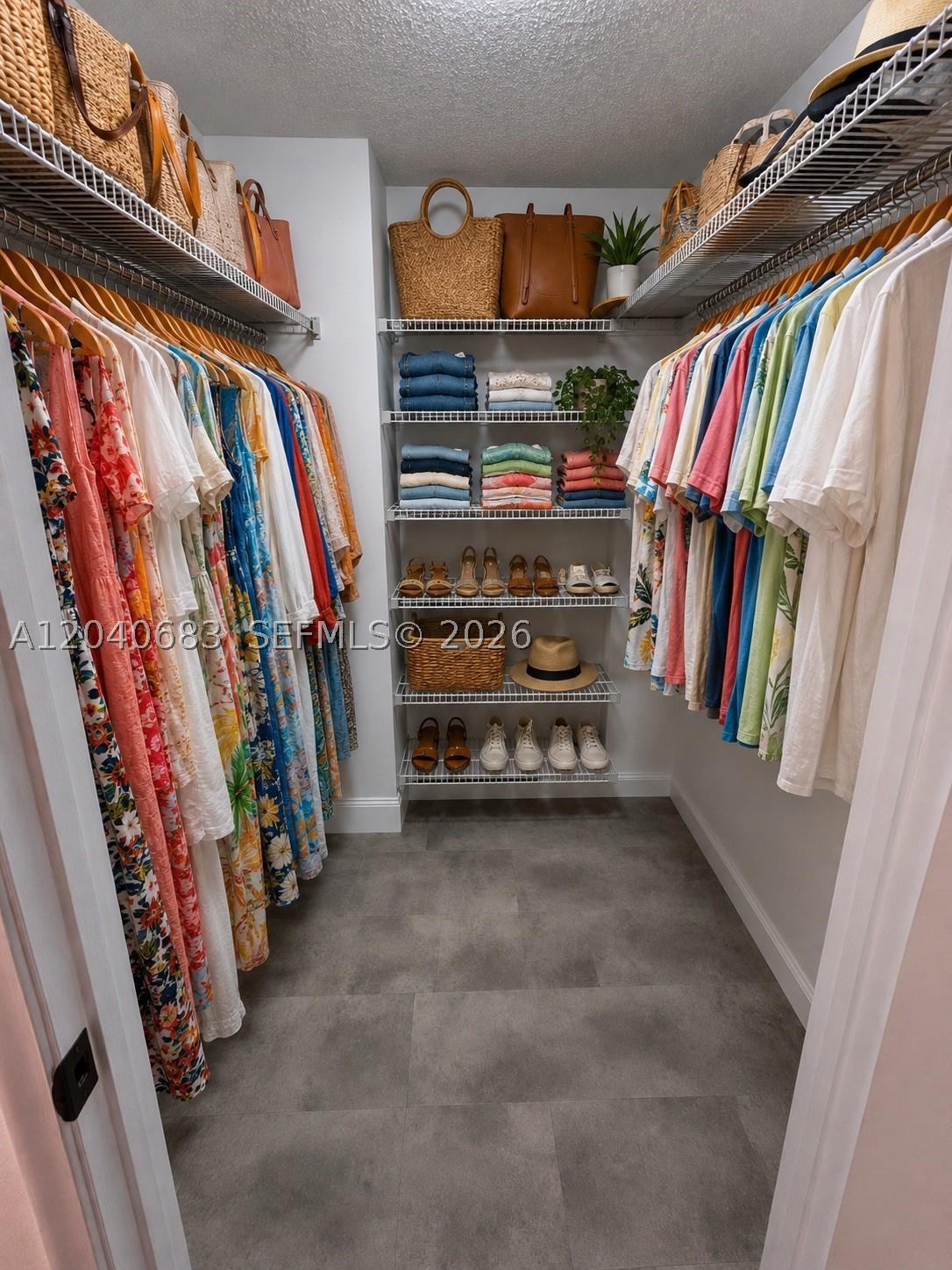 5731 NW 37th St #305, Virginia Gardens FL 33166