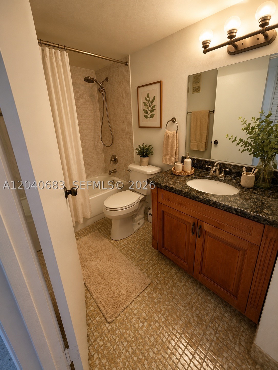 5731 NW 37th St #305, Virginia Gardens FL 33166