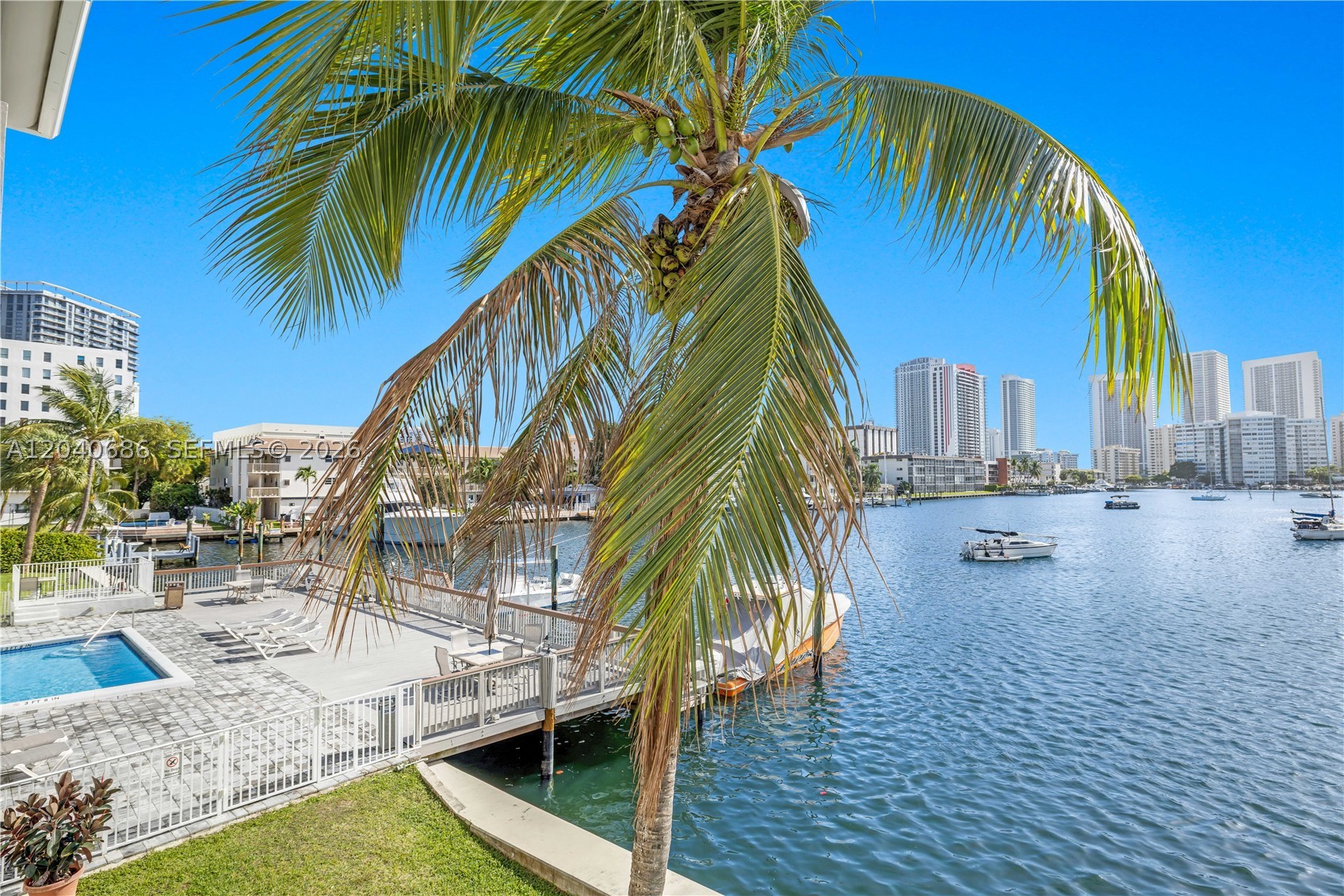 462 Golden Isles Dr #211, Hallandale Beach FL 33009
