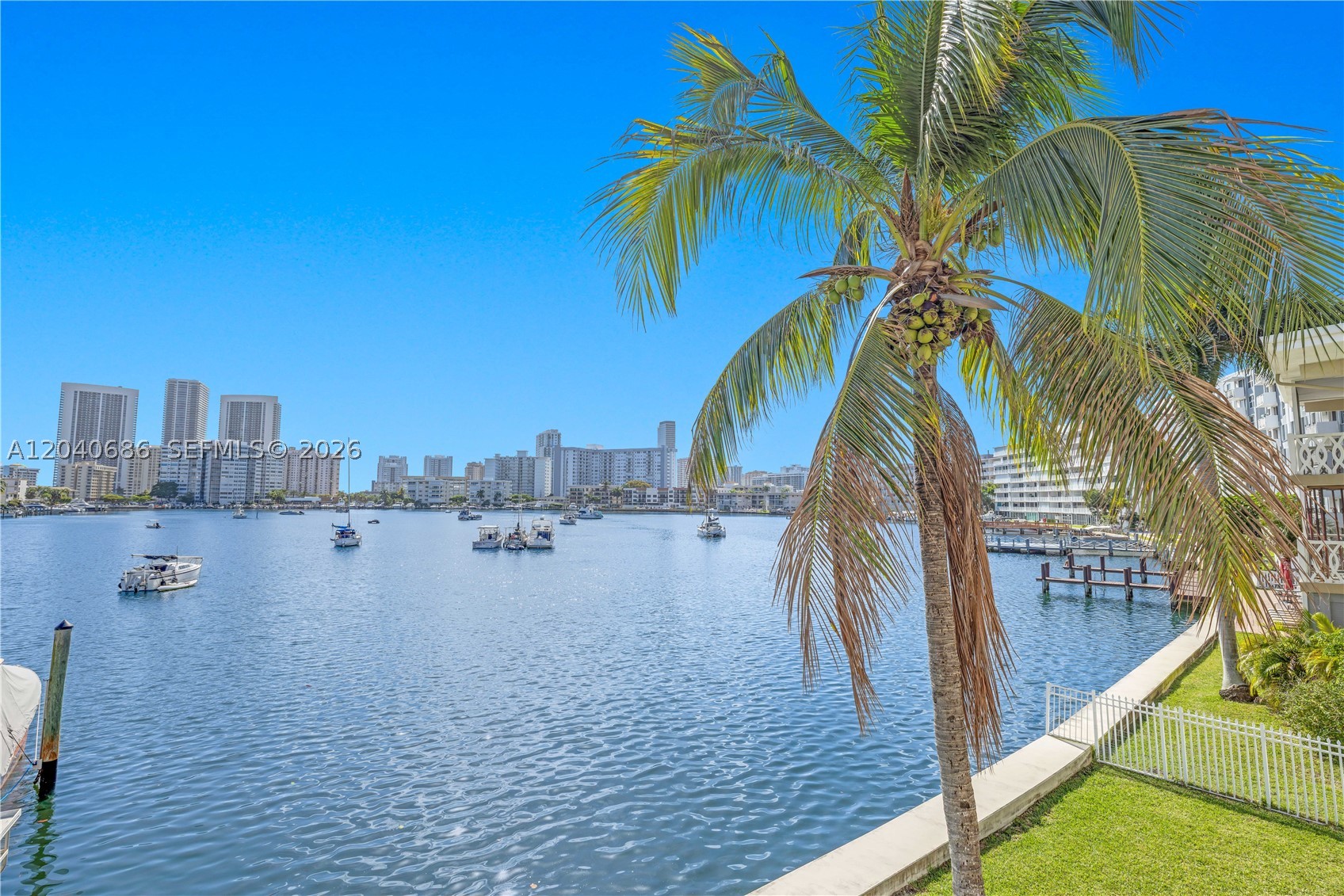 462 Golden Isles Dr #211, Hallandale Beach FL 33009