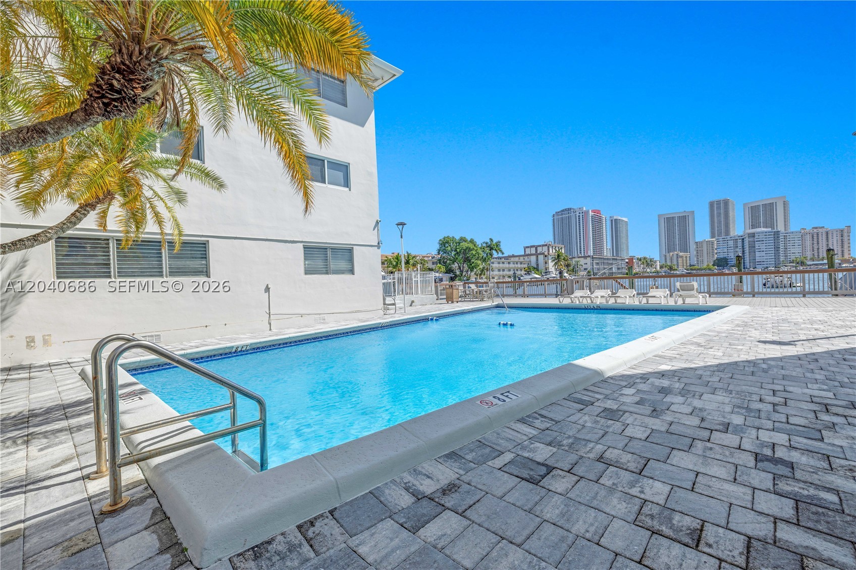 462 Golden Isles Dr #211, Hallandale Beach FL 33009
