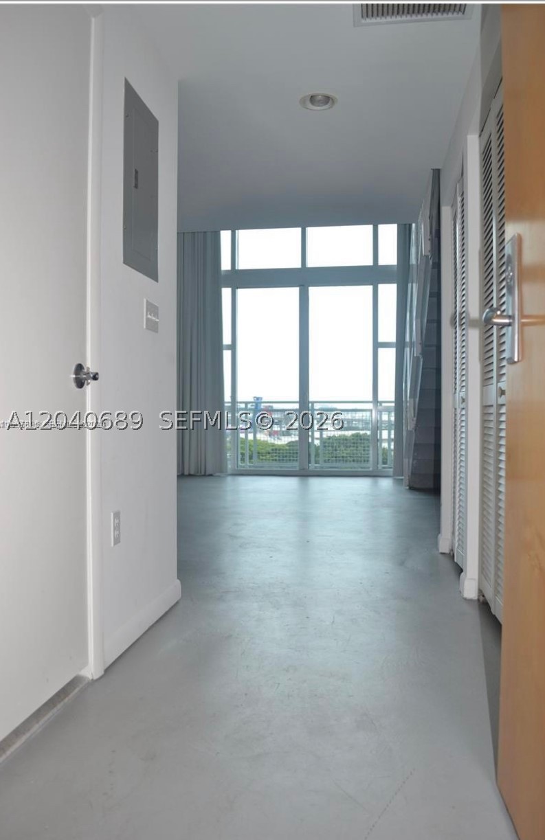 253 NE 2nd St #632, Miami FL 33132