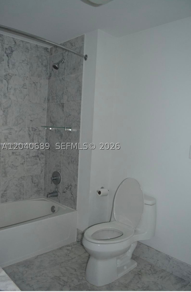 253 NE 2nd St #632, Miami FL 33132