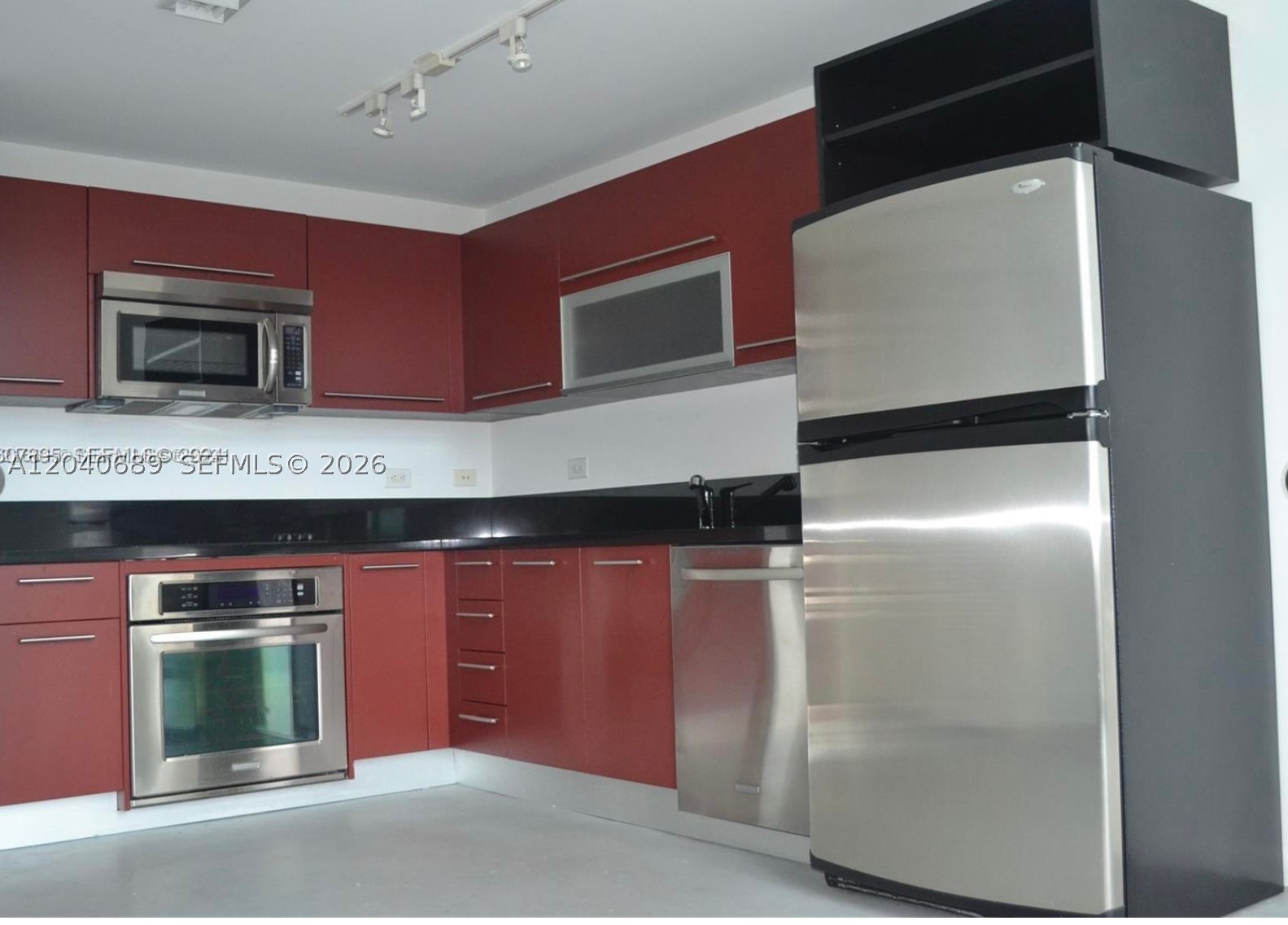 253 NE 2nd St #632, Miami FL 33132