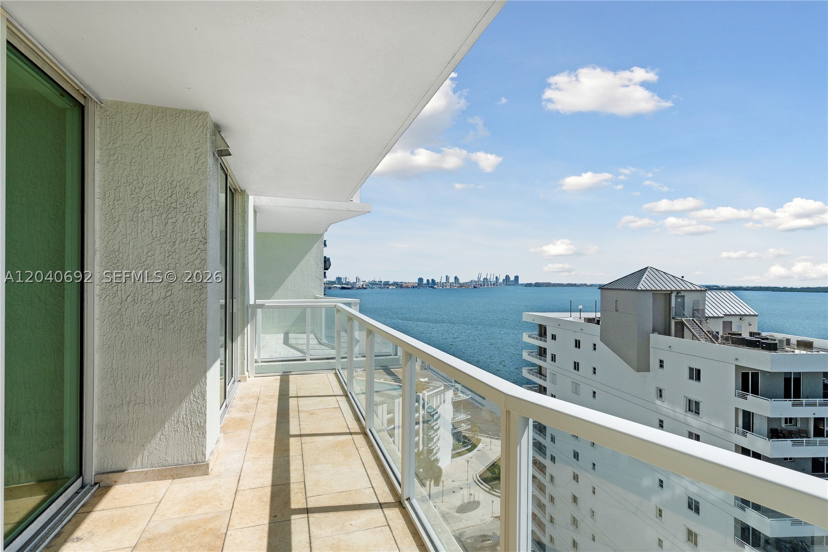 218 SE 14th St #1803, Miami FL 33131