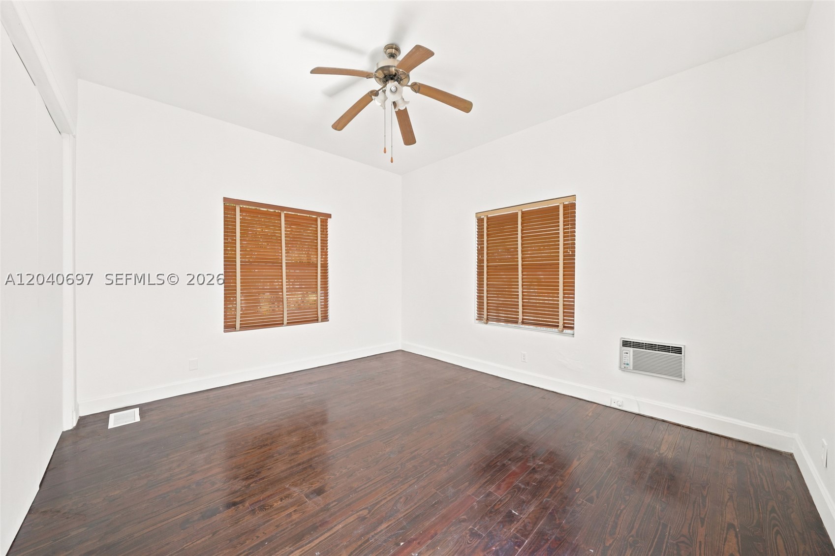 160 NE 44th St #1, Miami FL 33137