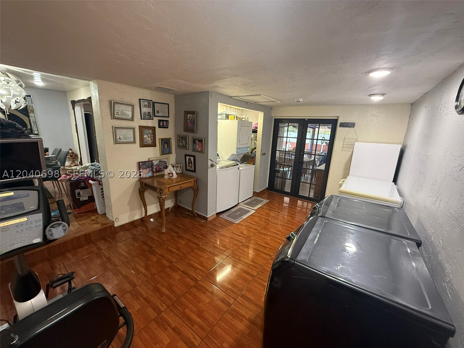 202 To To Lo Chee Dr, Hialeah FL 33010