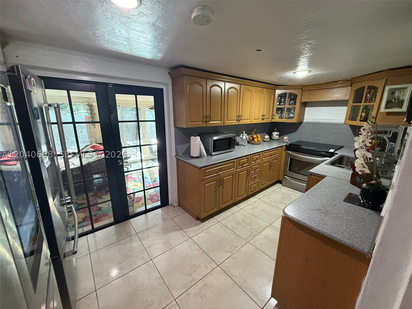 202 To To Lo Chee Dr, Hialeah FL 33010