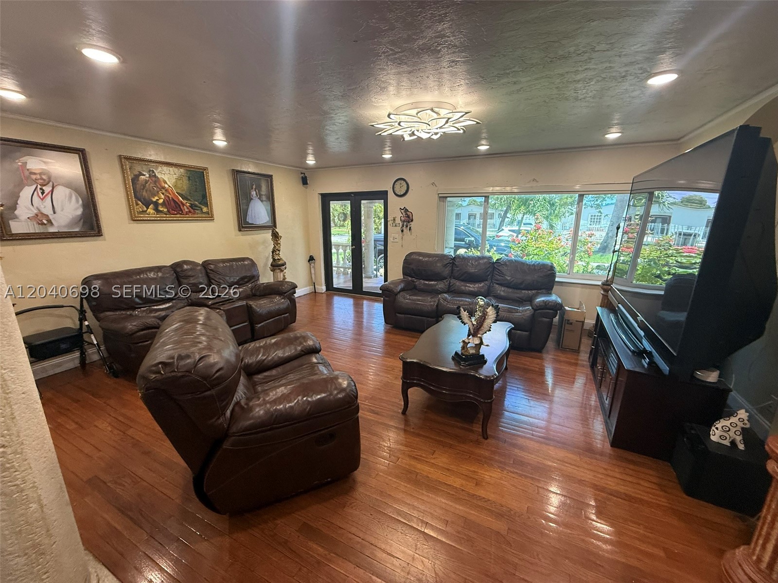 202 To To Lo Chee Dr, Hialeah FL 33010