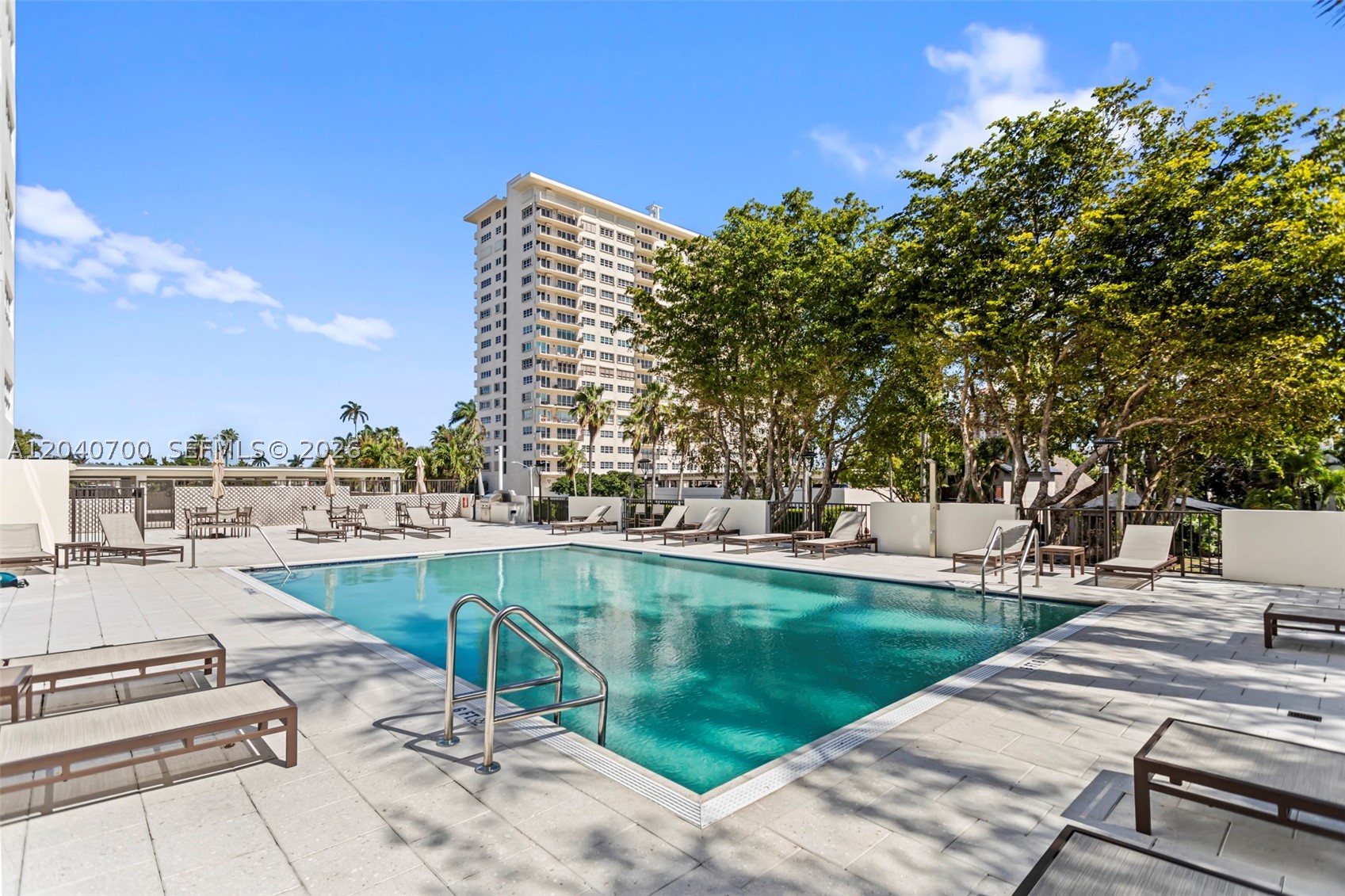 340 Sunset Dr #1211, Fort Lauderdale FL 33301
