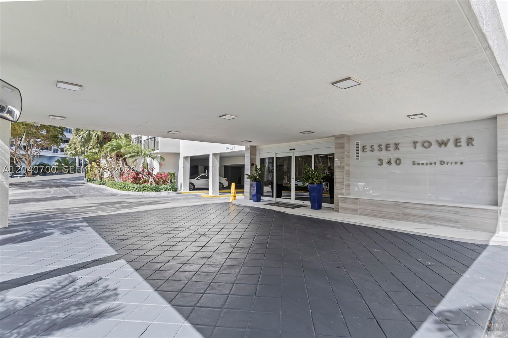 340 Sunset Dr #1211, Fort Lauderdale FL 33301