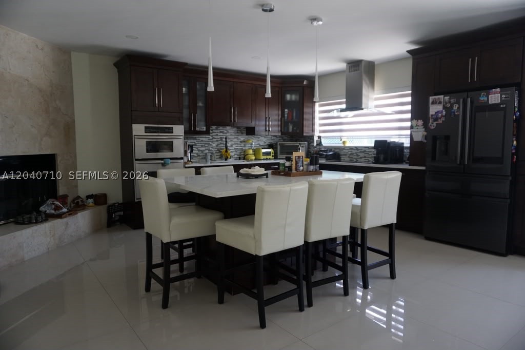 6940 SW 89th Ct, Miami FL 33173