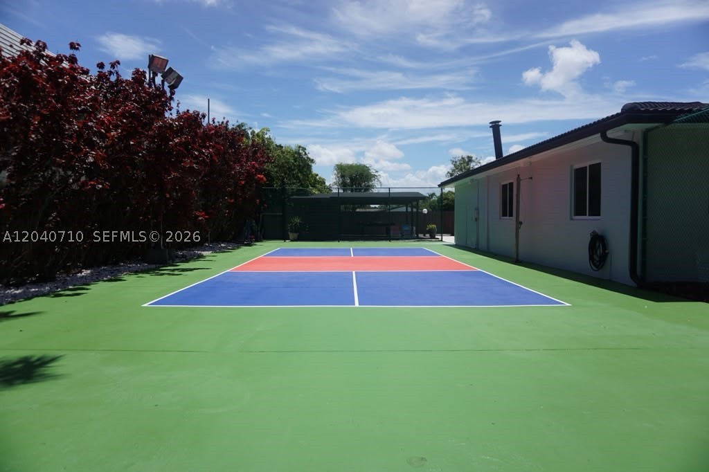 6940 SW 89th Ct, Miami FL 33173